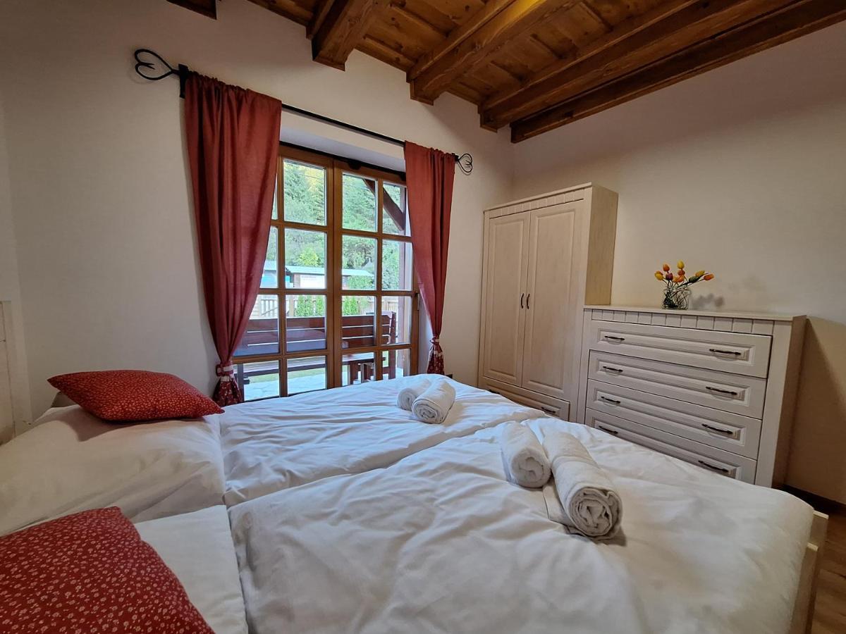 Apartman Jezerne Velke Karlovice Exterior photo